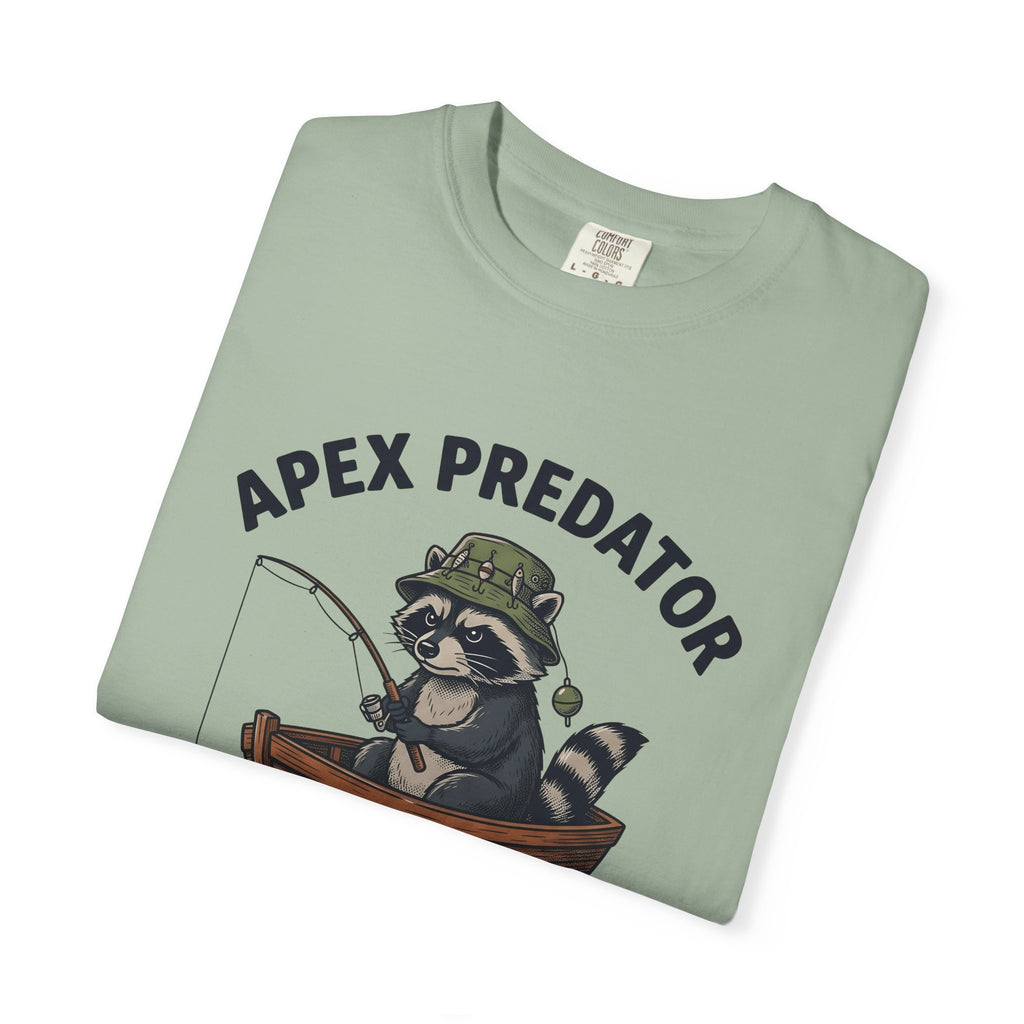 Raccoon Angler Fishing Wildlife Gift Cute Trash Panda Angling Fan Furry Retro Fishing Boat T-Shirt