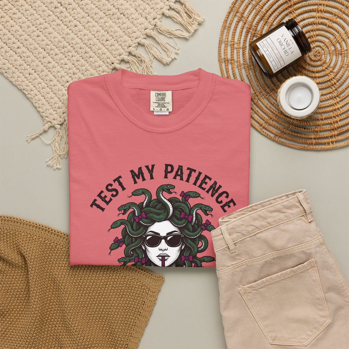 Medusa Glasses T-Shirt Moms Funny Gift Women Pop Art T-Shirt Gorgon T-Shirt Motherhood Fan Retro T-Shirt Humor Graphic Classic Lotus Bloom T-Shirt