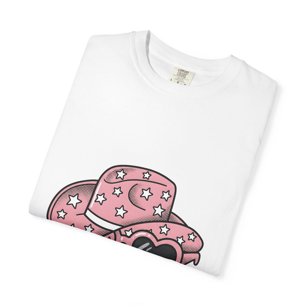 Cowboy Hat T-Shirt Cute Cowgirl Gift Women Comic T-Shirt Stetson T-Shirt Adorable Fan Cartoon T-Shirt Rodeo Graphic Vintage Heart Glasses T-Shirt