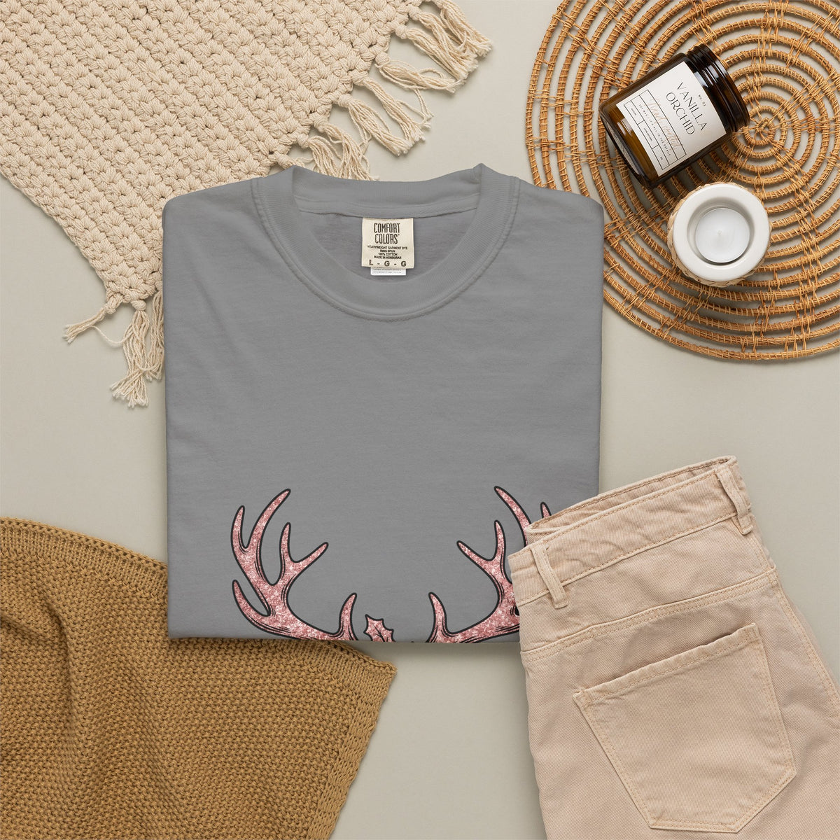 Reindeer Antlers Christmas Holiday Gift Glitter Caribou Xmas Fan Sparkly Seasonal Hand Drawn T-Shirt