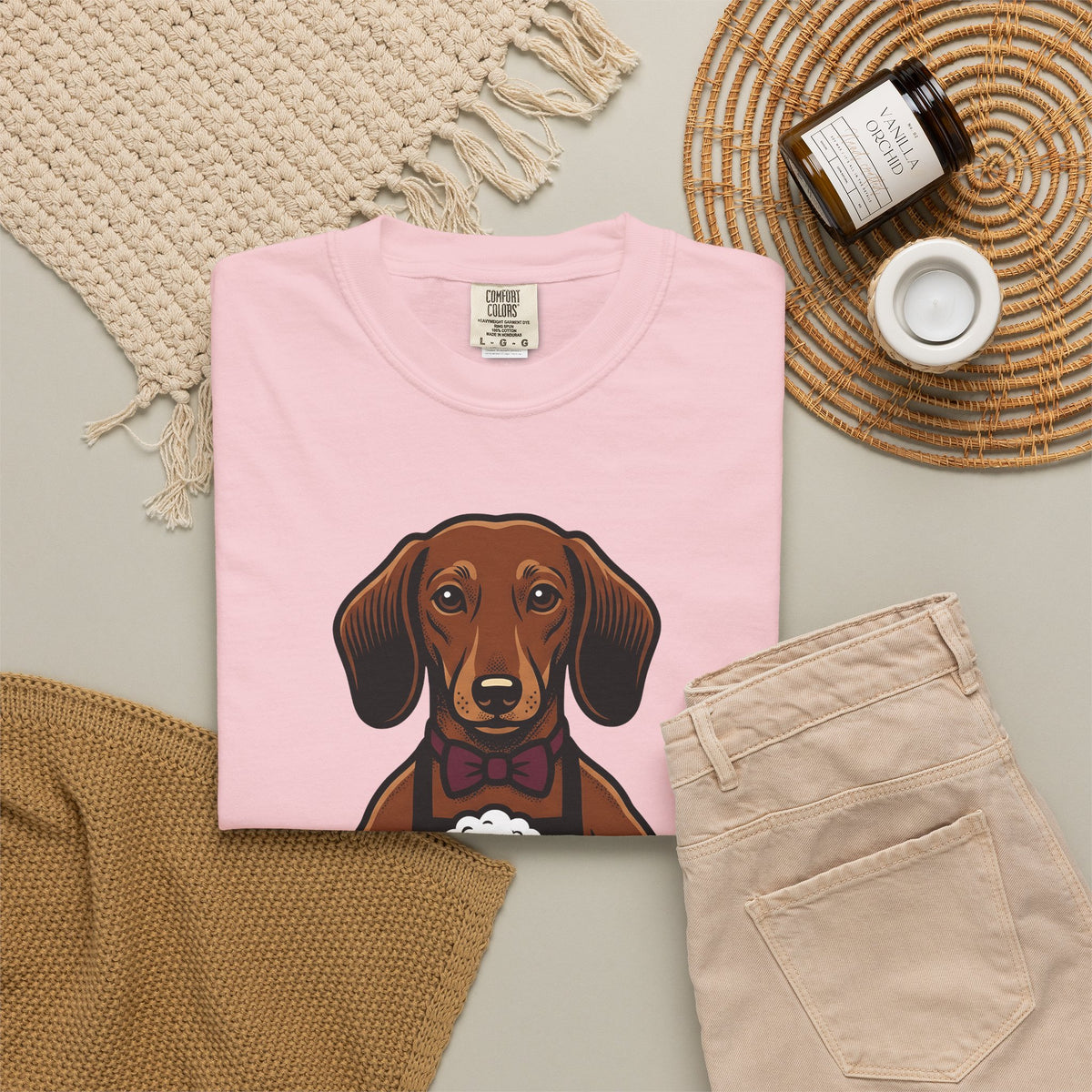 Dachshund Beer T-Shirt Dog Humor Gift Women Cartoon T-Shirt Wiener Dog T-Shirt Dog Fan Comic T-Shirt Funny Graphic Vintage Bow Tie T-Shirt
