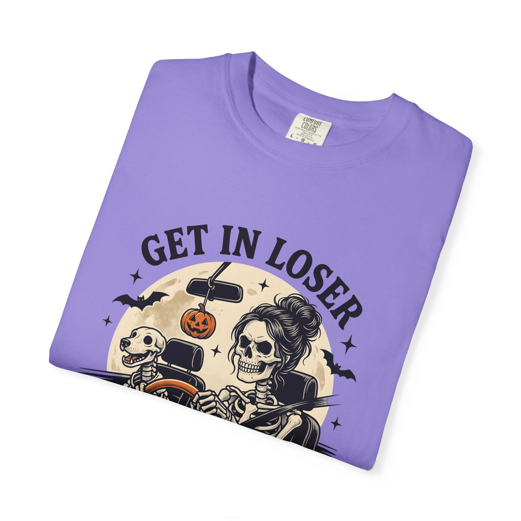 Skeleton Driver T-Shirt Halloween Spooky Gift Women Vintage T-Shirt Skeleton T-Shirt Horror Fan Retro T-Shirt Creepy Graphic Hand Drawn Bat T-Shirt