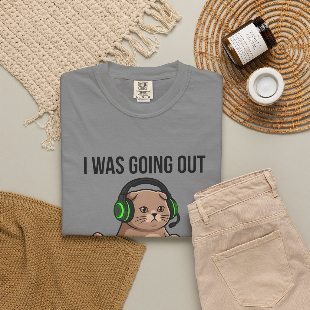 Gamer Cat T-Shirt Cat Gaming Gift Women Cartoon T-Shirt Kitty T-Shirt Feline Fan Comic T-Shirt Gamer Graphic Kawaii Headset T-Shirt