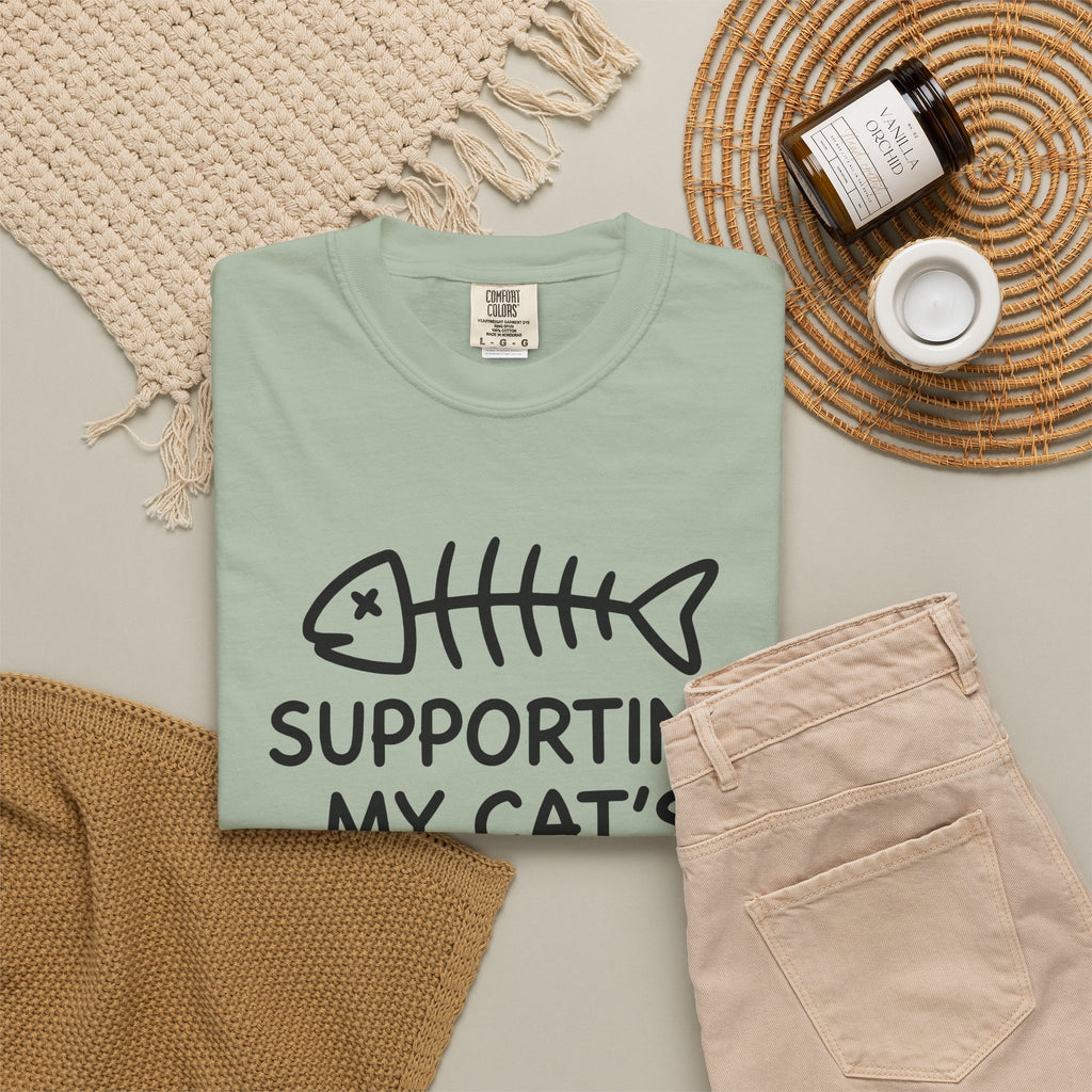 Fish Bone T-Shirt Cat Funny Gift Women Cute T-Shirt Fish Skeleton T-Shirt Cat Fan Fishy T-Shirt Humorous Graphic Sketch Cat Treats T-Shirt