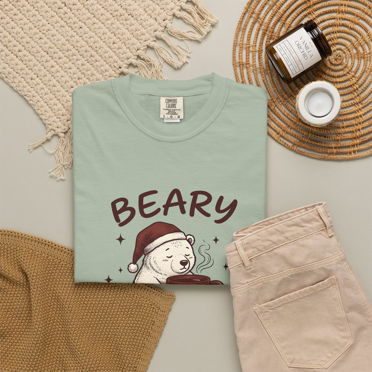 Bear T-Shirt T-Shirt Christmas Animal Gift Women Cute T-Shirt T-Shirt T-Shirt Xmas Fan Coffee T-Shirt T-Shirt Wildlife Graphic Hand Drawn Santa Hat T-Shirt