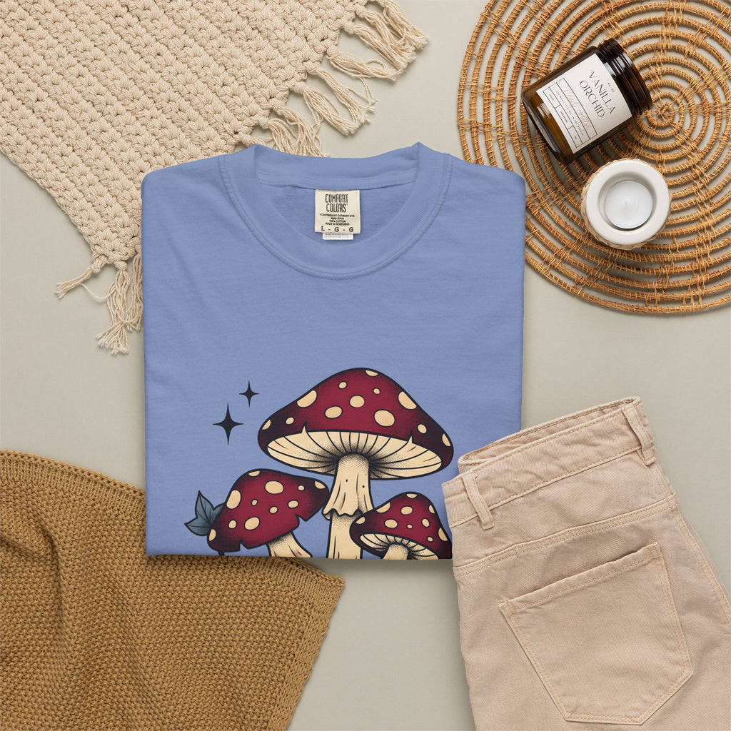 Toadstool Bunch T-Shirt Boho Chic Forest Gift Women Line Art T-Shirt Mushroom T-Shirt Bohemian Fan Minimalist T-Shirt Woods Graphic Rustic Creeper