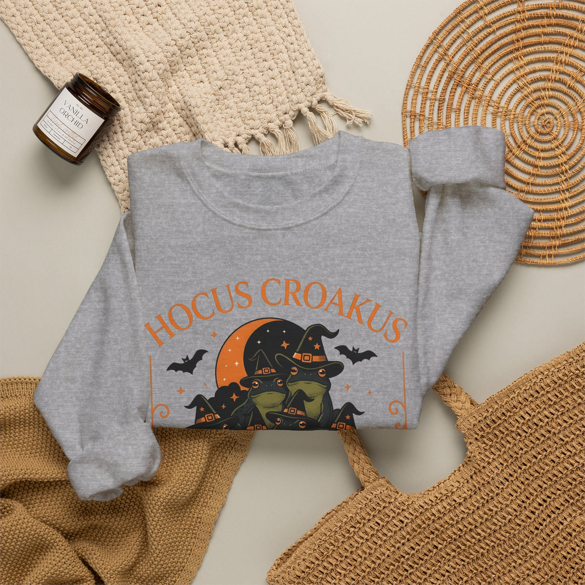 Witch Frogs Sweatshirt Halloween Animal Gift Women Cartoon Sweatshirt Toad Sweatshirt Horror Fan Comic Sweatshirt Creature Graphic Vintage Cauldrons Sweatshirt