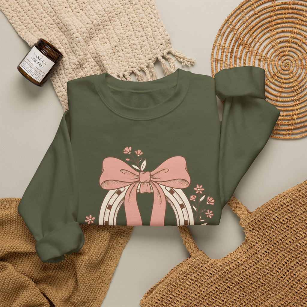 Horseshoe Bow Sweatshirt Cowgirl Ranch Gift Women Tribal Sweatshirt Horseshoe Sweatshirt Rodeo Fan Celtic Sweatshirt Ranch Graphic Classic Blossom Sweatshirt