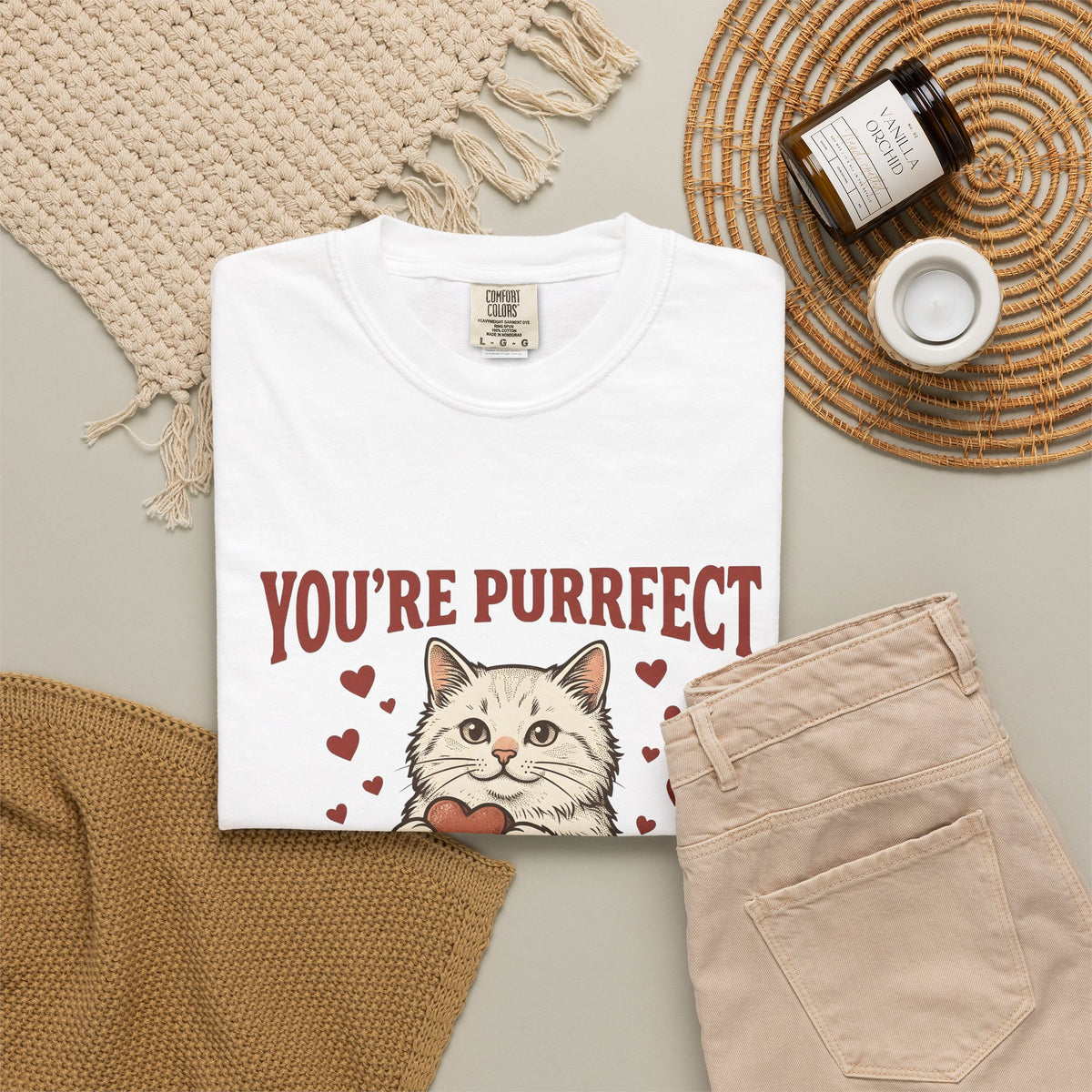Kitten T-Shirt T-Shirt Cat Hearts Gift Women Retro T-Shirt Coffee T-Shirt T-Shirt Cat Fan Feline T-Shirt Vintage T-Shirt Valentine Graphic Sketch Love Symbols