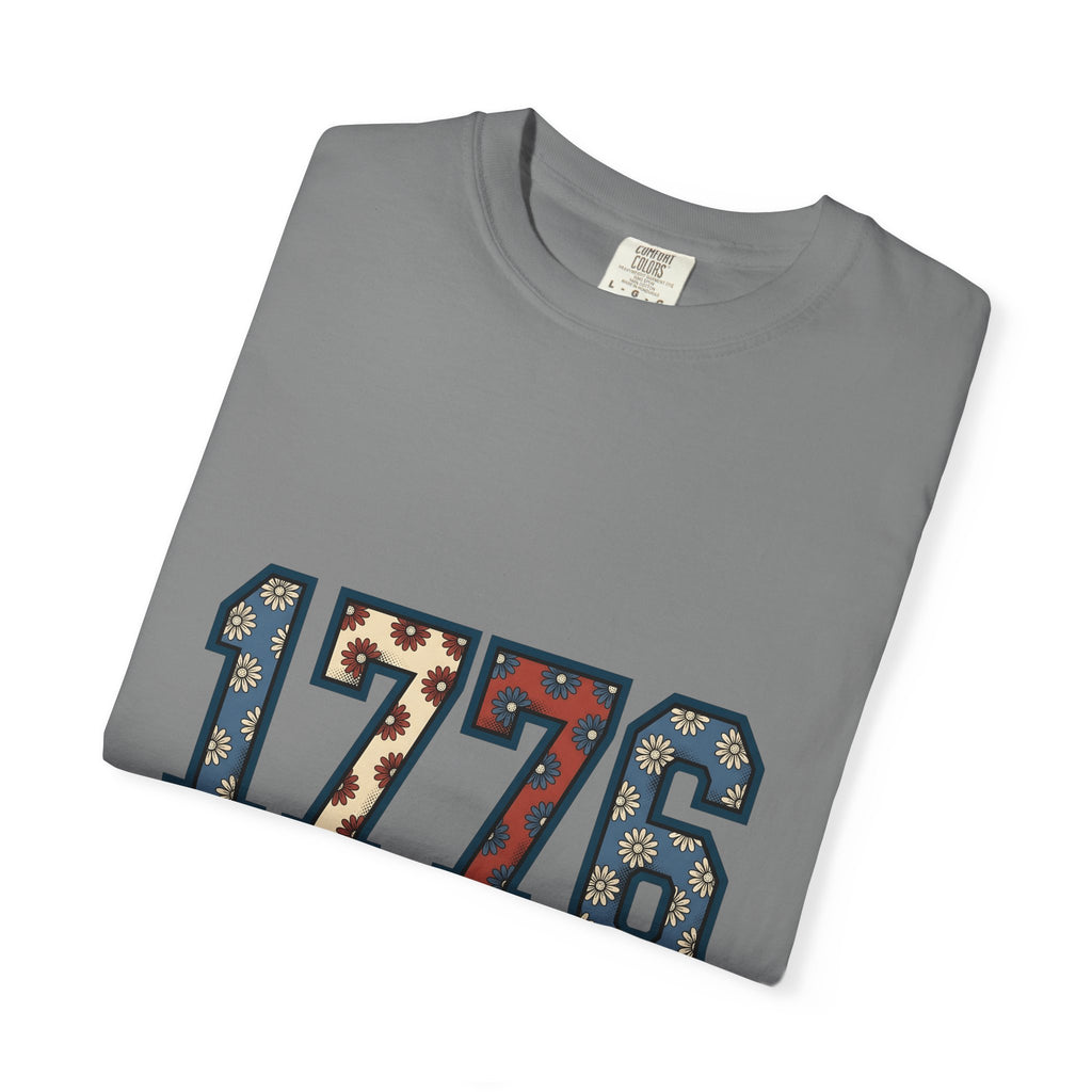Floral Numerals T-Shirt 4th Of July Freedom Gift Women Vintage T-Shirt Number T-Shirt Independence Fan Distressed Graphic T-Shirt Retro Daisy