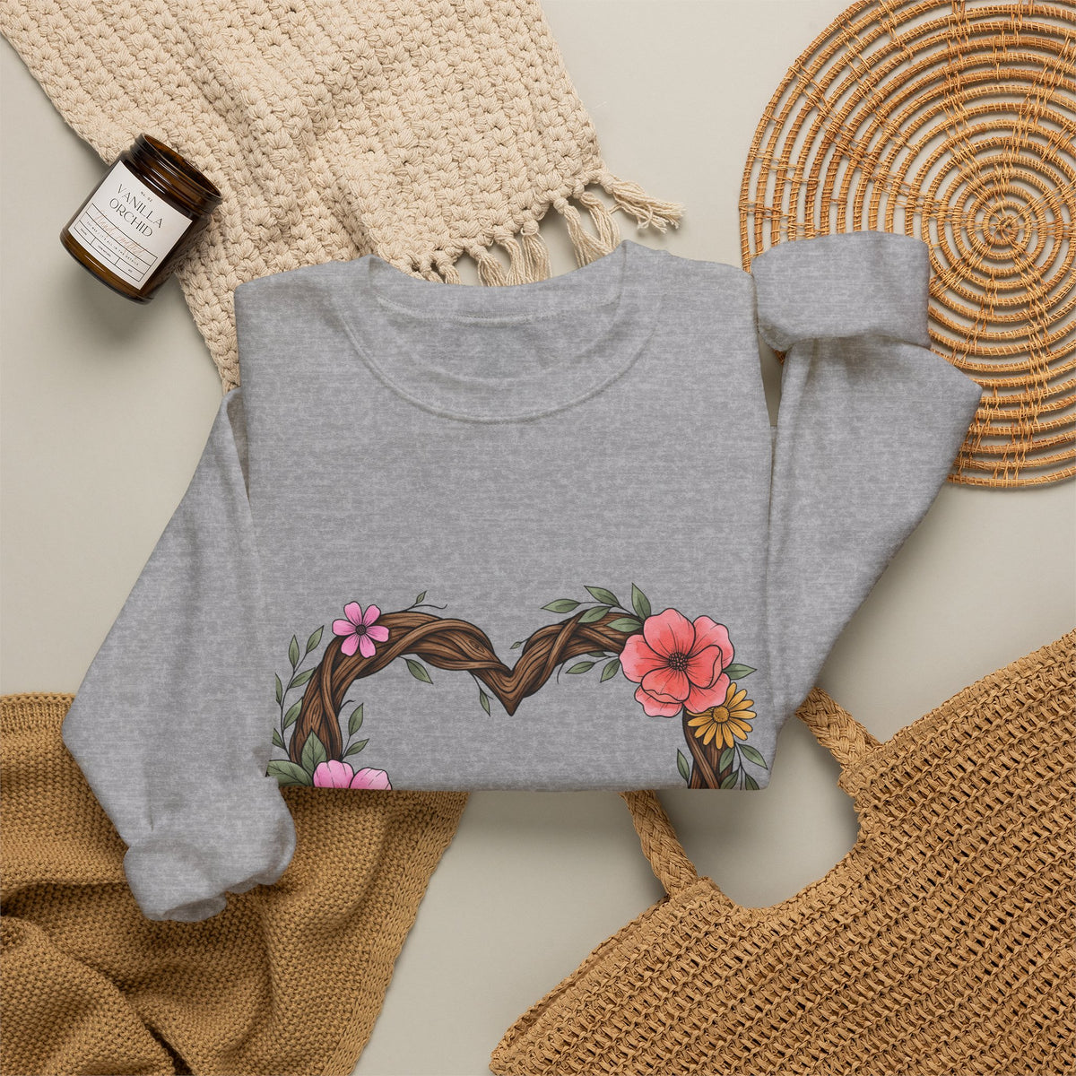 Floral Heart Sweatshirt Boho Chic Nature Gift Women Hand Drawn Sweatshirt Heart Sweatshirt Bohemian Fan Illustrated Sweatshirt Environmental Graphic Botanical