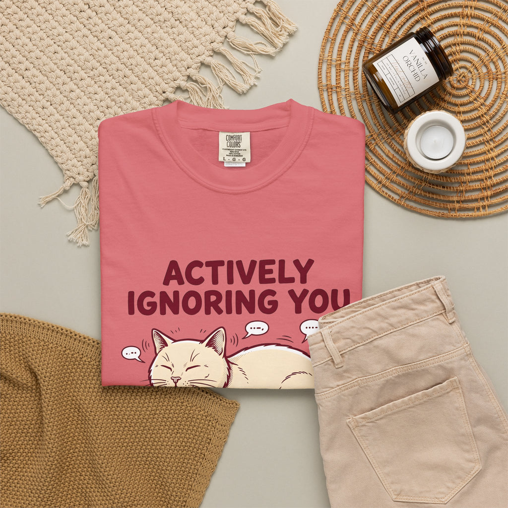 Grinning Cat T-Shirt Cat Comedy Gift Women Shabby Chic T-Shirt Kitty T-Shirt Cat Fan Distressed T-Shirt Humor Graphic Doodle Text Bubbles T-Shirt