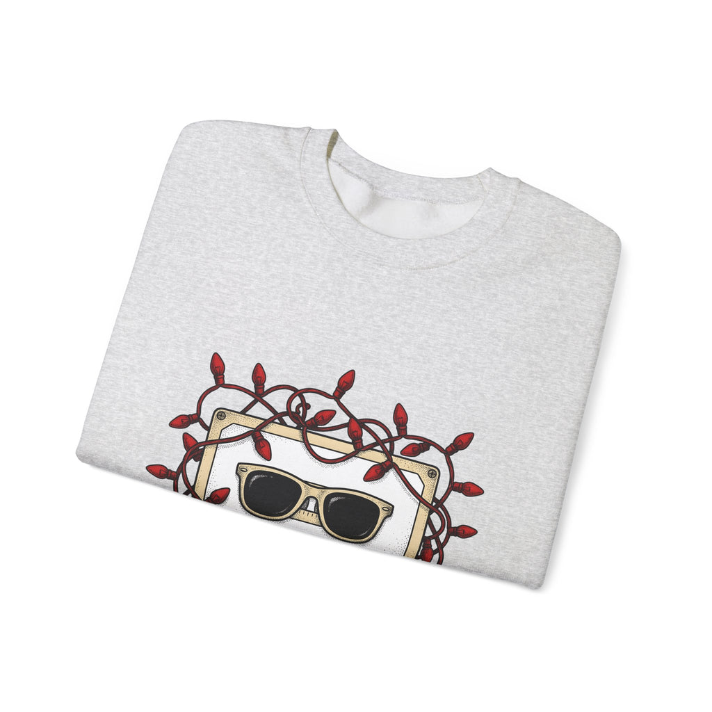 Cassette Tape Sweatshirt Christmas Music Gift Women Retro Sweatshirt Mixtape Sweatshirt Xmas Fan Retro Sweatshirt Melody Graphic Vintage Sunglasses Sweatshirt
