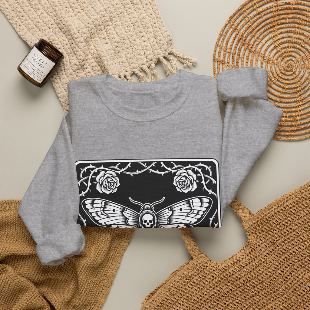 Skull Butterfly Sweatshirt Gothic Magic Gift Women Traditional Tattoo Sweatshirt Sugar Skull Sweatshirt Darkwave Fan Tattooed Sweatshirt Mystic Graphic Horror
