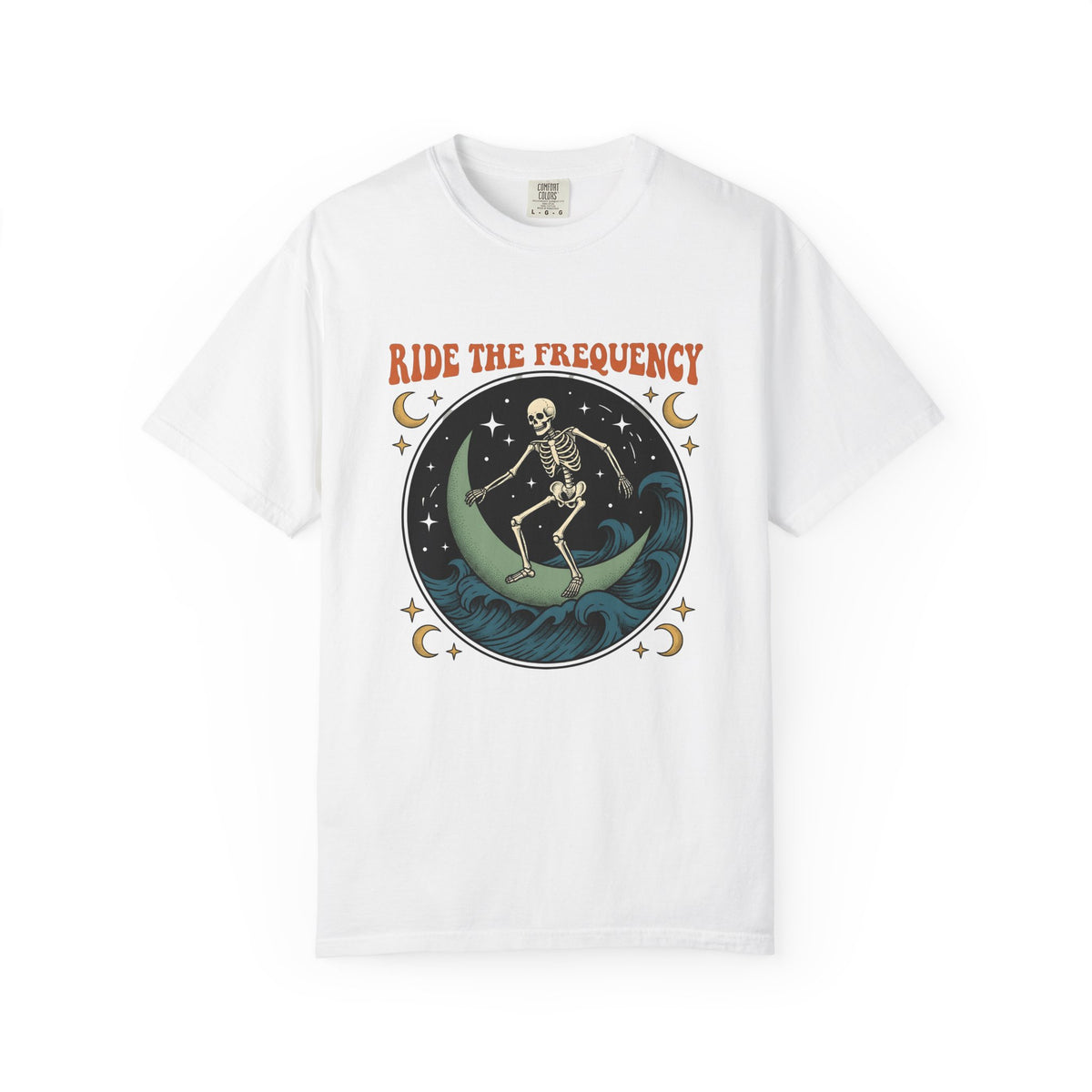 Skeleton Wave Riding Surfing Universe Gift Nostalgic Surfing Surfer Surf Enthusiast Retro Galaxy Classic T-Shirt