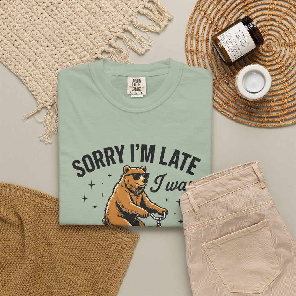 Bear Cycling T-Shirt Funny Creatures Gift Women Funny Cartoon T-Shirt Bear T-Shirt Humor Fan Cartoonish T-Shirt Animal Graphic Classic Cool Glasses