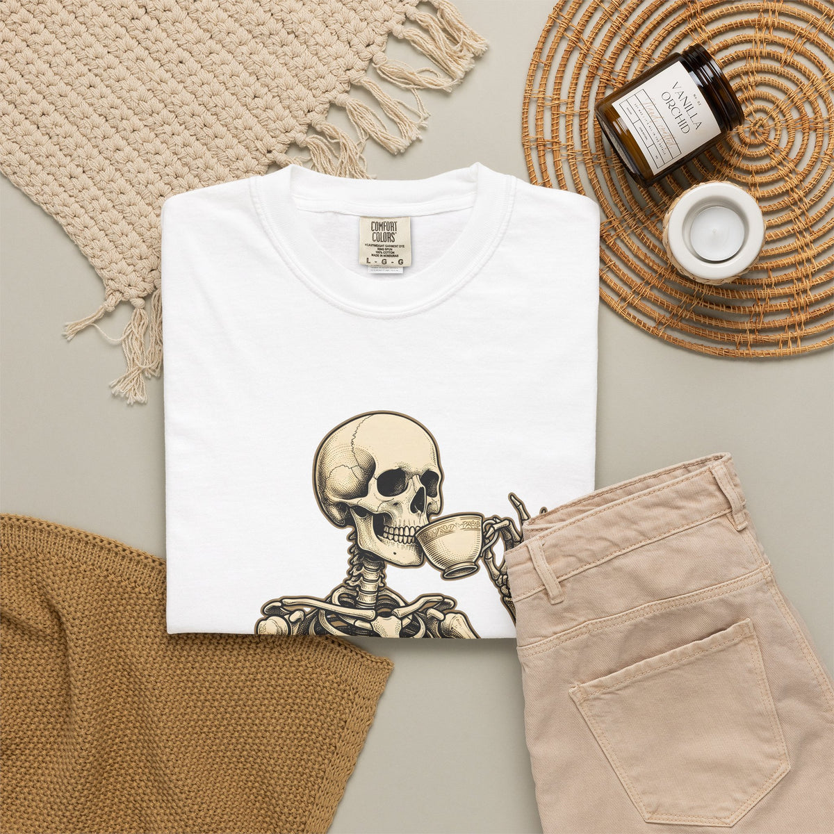 Skeleton Tea Cup T-Shirt Halloween Goth Gift Women Vintage T-Shirt Tea Cup T-Shirt Horror Fan Retro T-Shirt Dark Graphic Hand