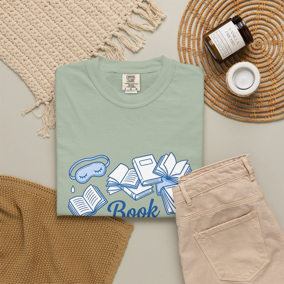 Book Stack T-Shirt Book Reading Gift Women Doodle T-Shirt Book Pile T-Shirt Bibliophile Fan Illustrated Graphic Bookworm Design Whimsical Sleep