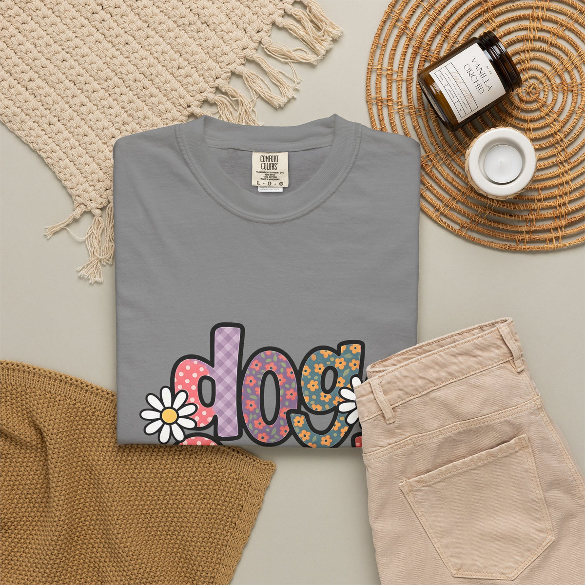 Floral Lettering Print T-Shirt Dog Niece Gift Women Sketch T-Shirt Typography T-Shirt Dog Fan Hand Drawn T-Shirt Niece Graphic Cartoon Chamomile