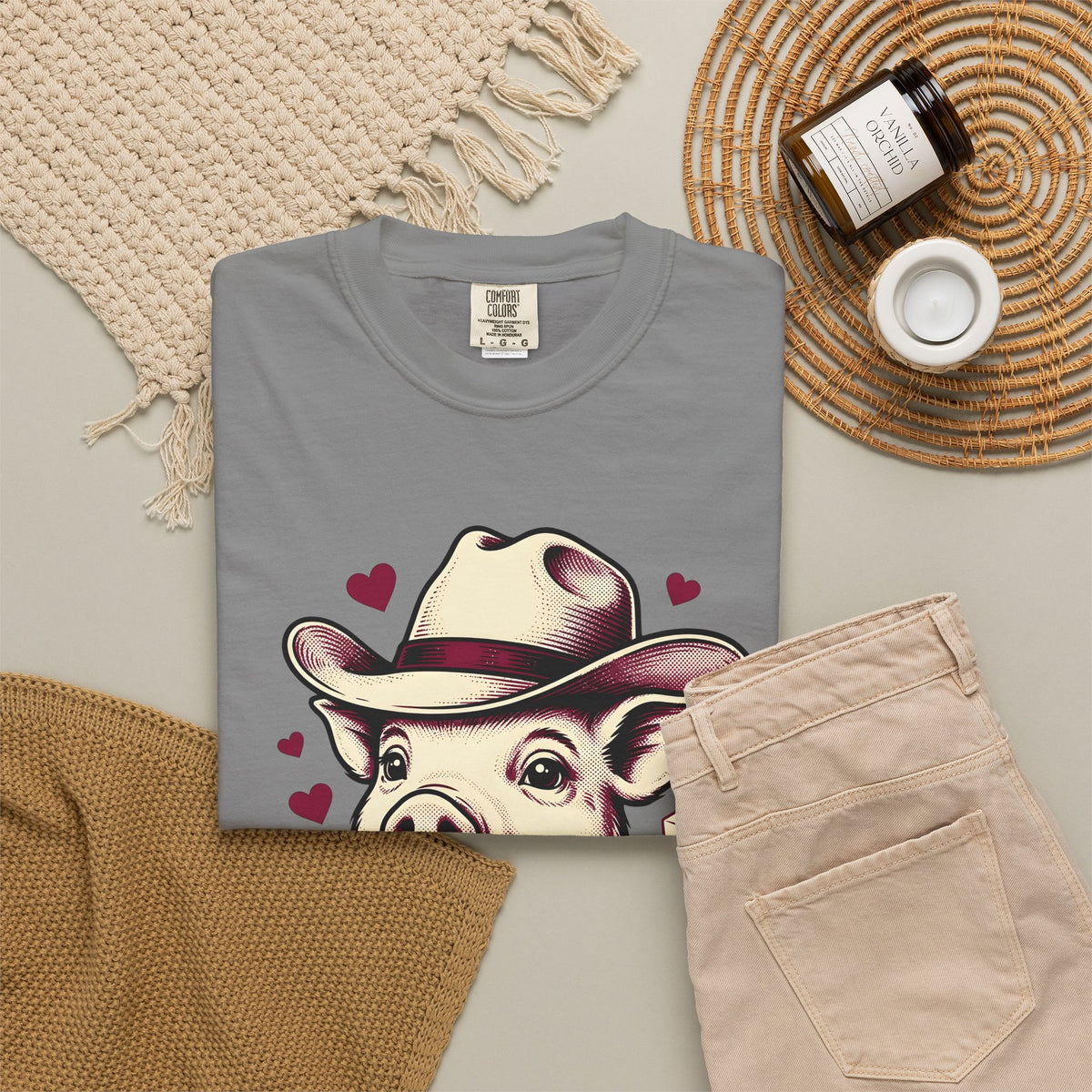 Pig Rancher Hat T-Shirt Funny Fauna Gift Women Classic T-Shirt Farmer Hat T-Shirt Humor Fan Retro T-Shirt Wildlife Graphic Line Art Heart Icons