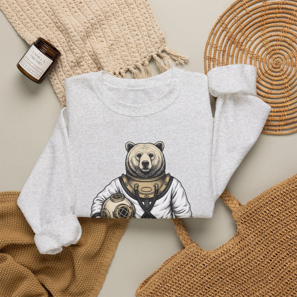 Bear Snorkeling Sweatshirt Funny Nature Gift Women Classic Sweatshirt Grizzly Sweatshirt Humor Fan Vintage Sweatshirt Wildlife Graphic Ink Diving Helmet Sweatshirt