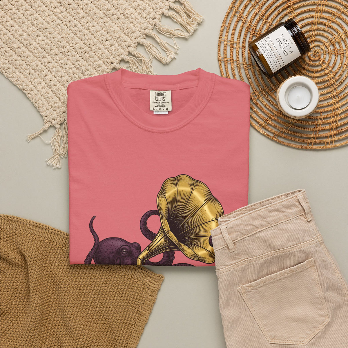 Octopus Phonograph T-Shirt Animal Sound Gift Women Classic T-Shirt Gramophone T-Shirt Pet Fan Retro T-Shirt Audio Graphic Doodle Music Player