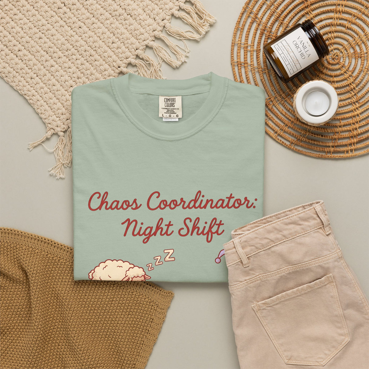 Sleep Items Print T-Shirt Moms Sleepytime Gift Women Line Art T-Shirt Bedtime T-Shirt Motherhood Enthusiast Illustration Design Slumber Graphic