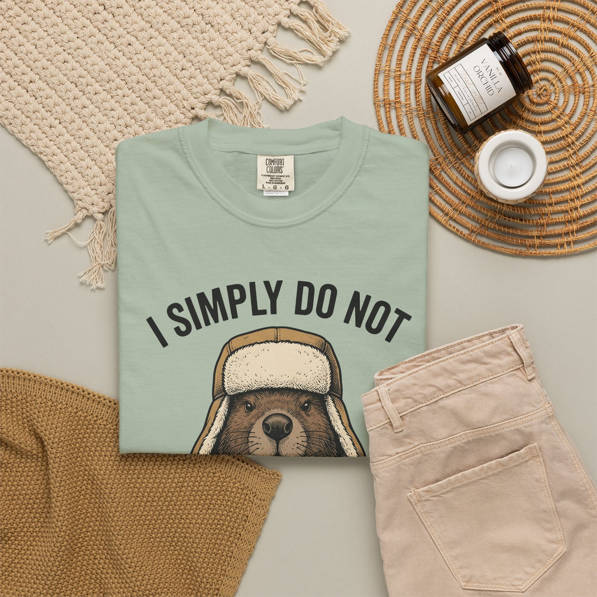 Beaver Woodsman T-Shirt Funny Wildlife Gift Women Comic T-Shirt Beaver T-Shirt Humor Fan Cartoon T-Shirt Animal Graphic Retro Checkered T-Shirt