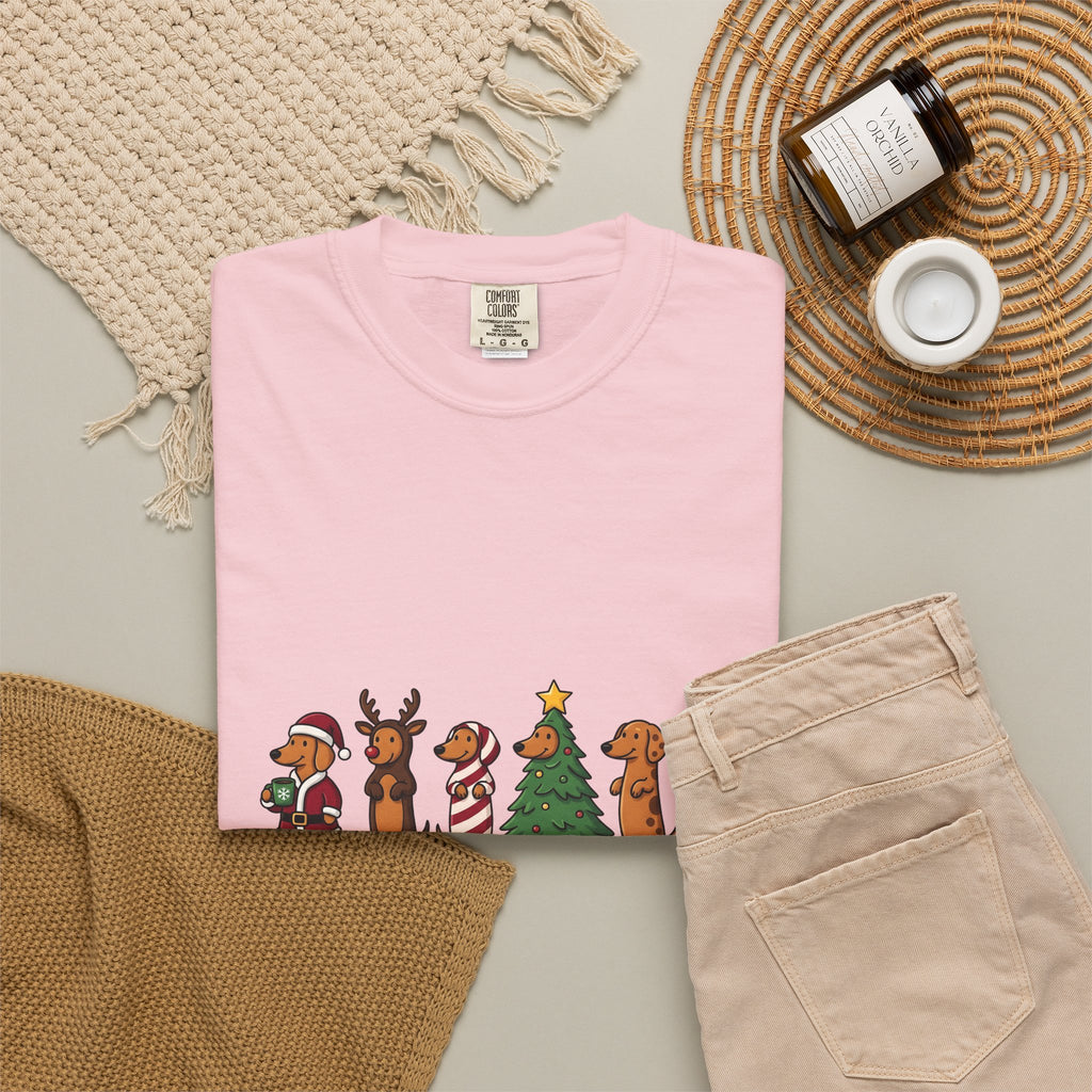 Dachshund Puppy T-Shirt Christmas Pet Gift Women Comic T-Shirt Wiener Dog T-Shirt Xmas Fan Cartoon T-Shirt Animal Graphic Sketch Festive Outfit