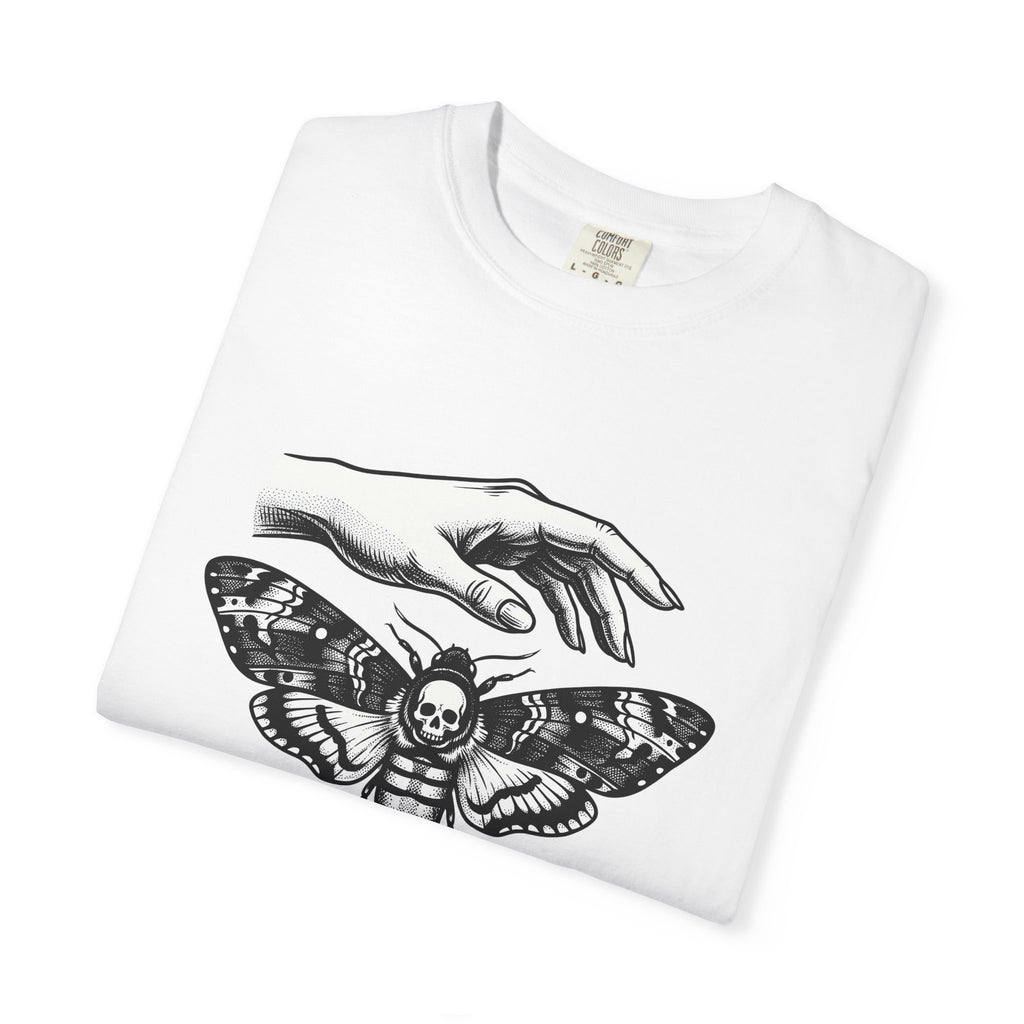 Skeleton Moth T-Shirt Boho Chic Dark Fashion Gift Women Traditional Tattoo T-Shirt Moth T-Shirt Bohemian Fan Sailor T-Shirt Gothic Graphic Antique