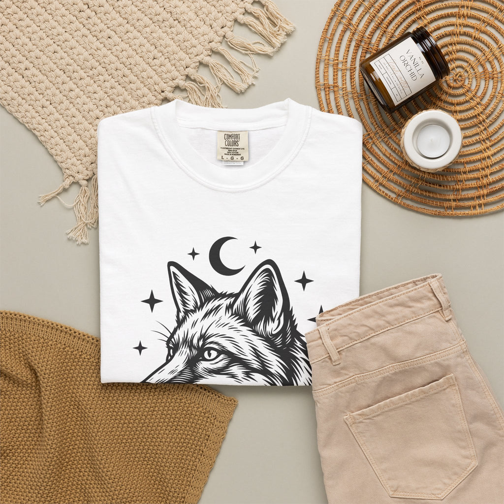 Wolf Portrait T-Shirt Boho Chic Fauna Gift Women Sketch T-Shirt Canine T-Shirt Bohemian Fan Drawing Design Graphic Creature Illustration Graphic