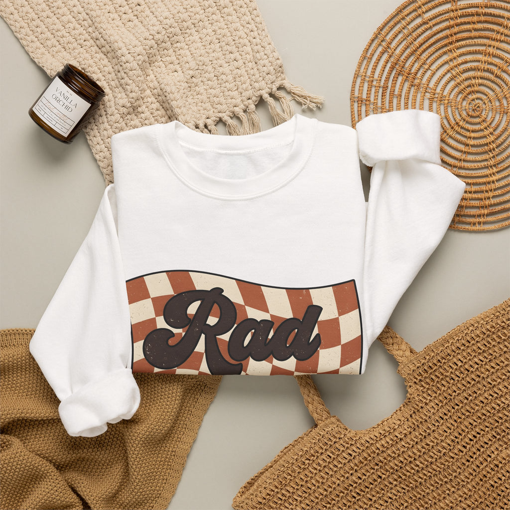Checkered Flag Sweatshirt Moms Family Gift Women Retro Sweatshirt Racing Flag Sweatshirt Motherhood Fan Vintage Sweatshirt Sweatshirt Clan Graphic Vintage Wavy