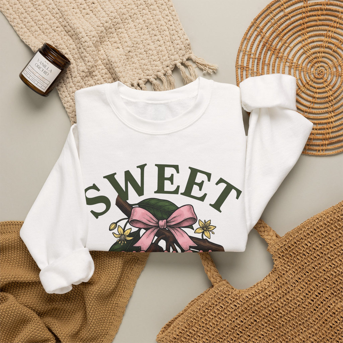 Cocoa Pods Sweatshirt Desserts Chocolate Gift Women Vintage Sweatshirt Cacao Pods Sweatshirt Pastry Fan Retro Sweatshirt Chocolate Bar Graphic Hand Drawn Pink