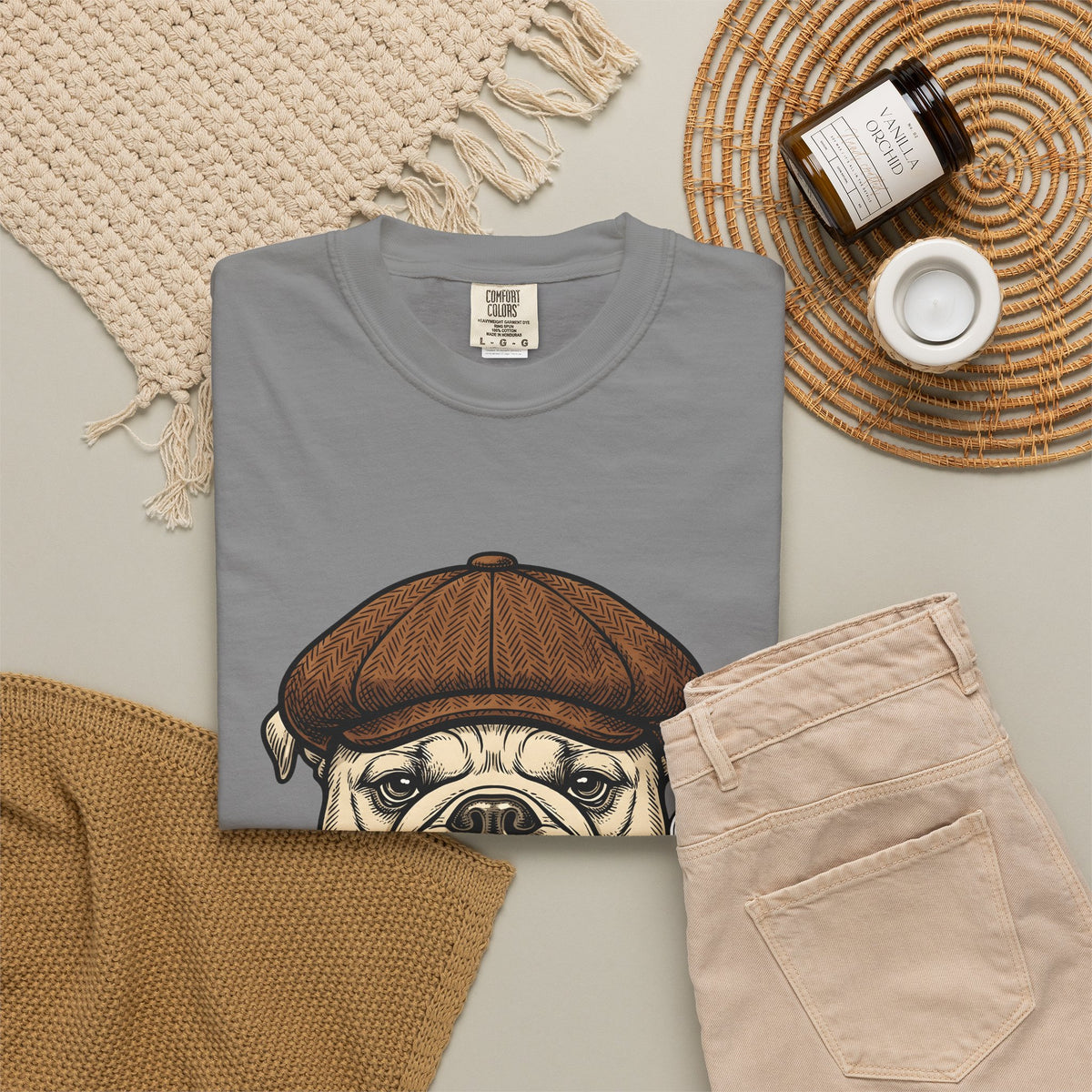 Bulldog Head T-Shirt Dog Creatures Gift Women Old School T-Shirt Bulldog T-Shirt Dog Fan Bulldog Graphic T-Shirt Vintage Illustration Animal