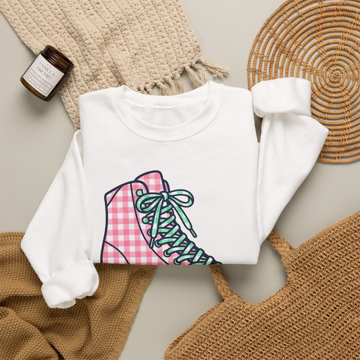 Roller Skates Sweatshirt Roller Skating Classic Gift Women Cute Sweatshirt Roller Skating Sweatshirt Roller Derby Fan Kawaii Sweatshirt Retro Graphic Nostalgic