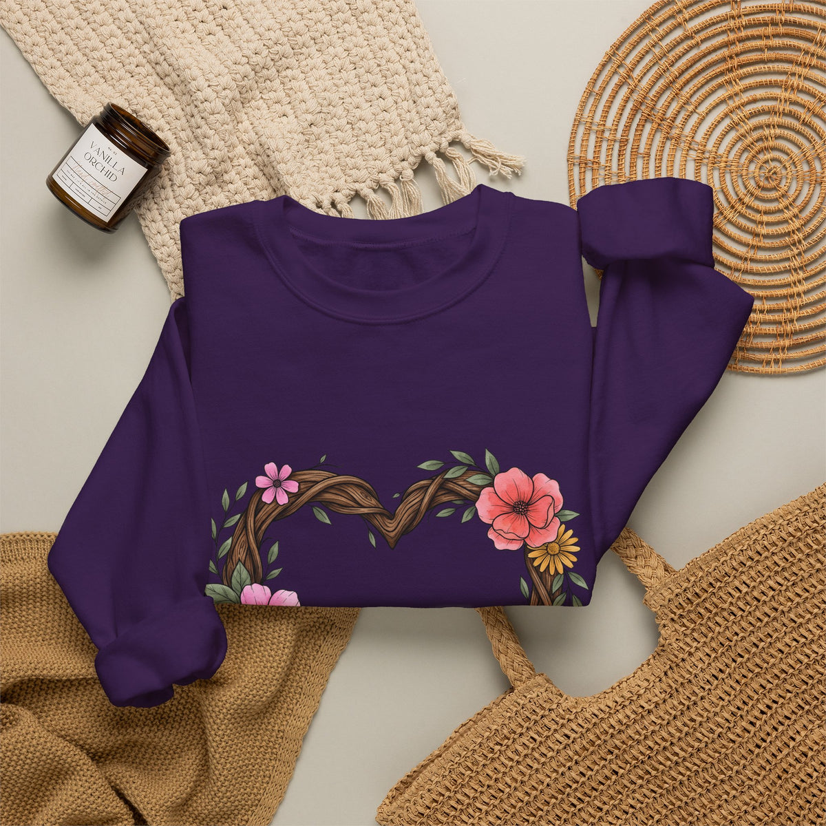 Floral Heart Sweatshirt Boho Chic Nature Gift Women Hand Drawn Sweatshirt Heart Sweatshirt Bohemian Fan Illustrated Sweatshirt Environmental Graphic Botanical