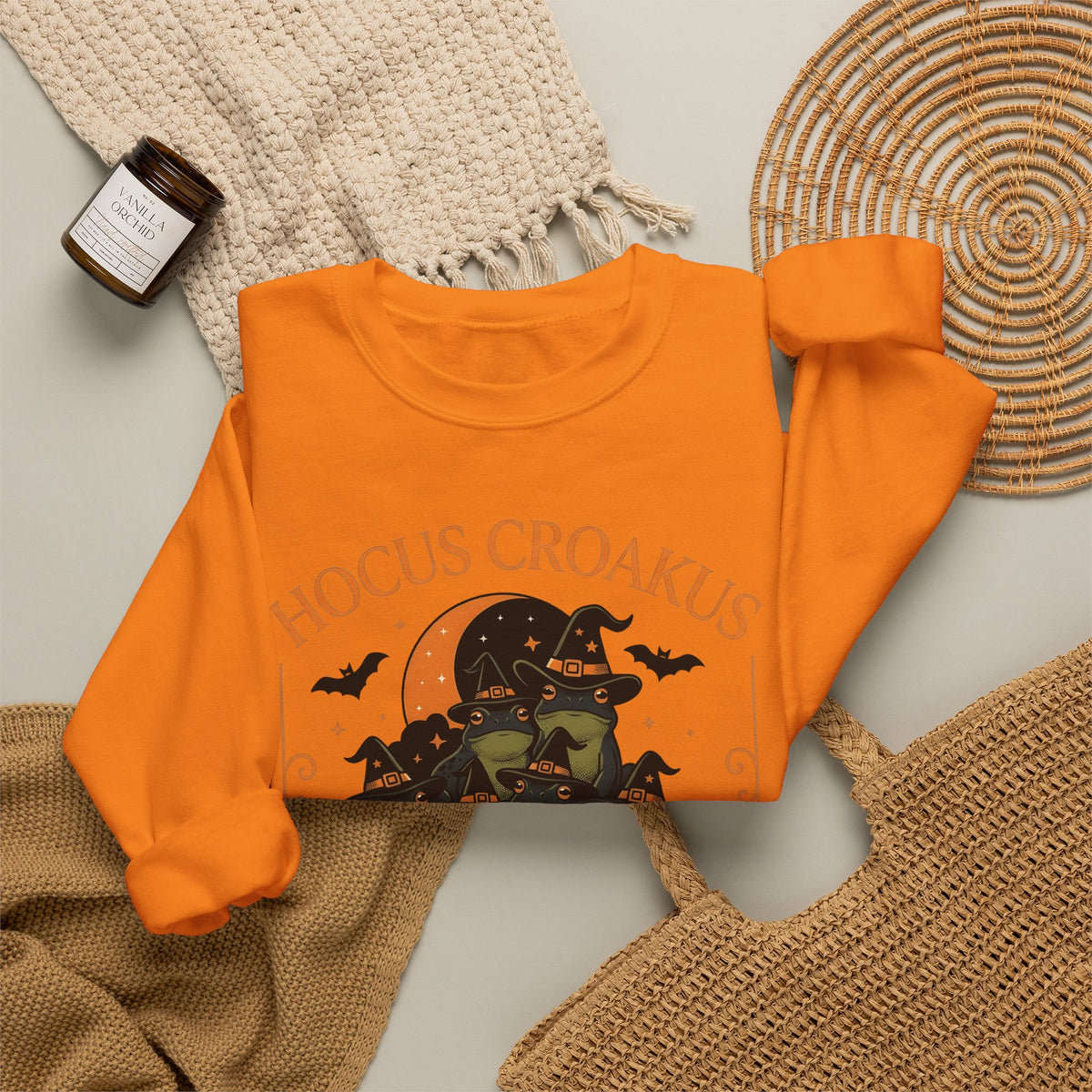 Witch Frogs Sweatshirt Halloween Animal Gift Women Cartoon Sweatshirt Toad Sweatshirt Horror Fan Comic Sweatshirt Creature Graphic Vintage Cauldrons Sweatshirt