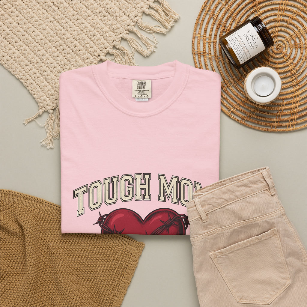 Romance Wire Fence T-Shirt Moms Event Gift Women Illustrative T-Shirt Fencing T-Shirt Mother Fan Illustrated T-Shirt Party Graphic Hand Drawn Wire