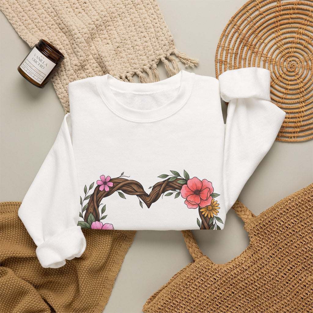 Floral Heart Sweatshirt Boho Chic Nature Gift Women Hand Drawn Sweatshirt Heart Sweatshirt Bohemian Fan Illustrated Sweatshirt Environmental Graphic Botanical