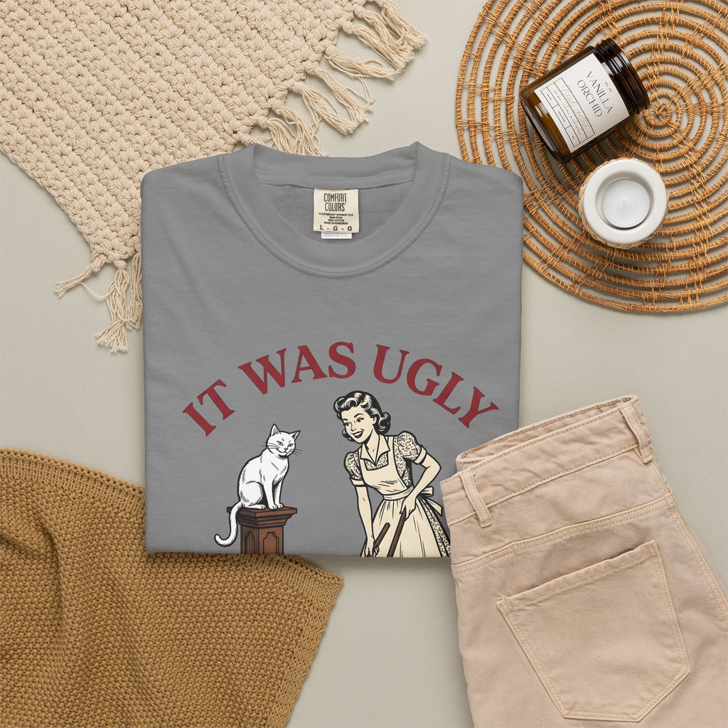 Pussycat Antique Maid T-Shirt Cat Satire Gift Women Classic T-Shirt Kitty T-Shirt Feline Fan Vintage T-Shirt Parody Graphic Line Art Broken Urn