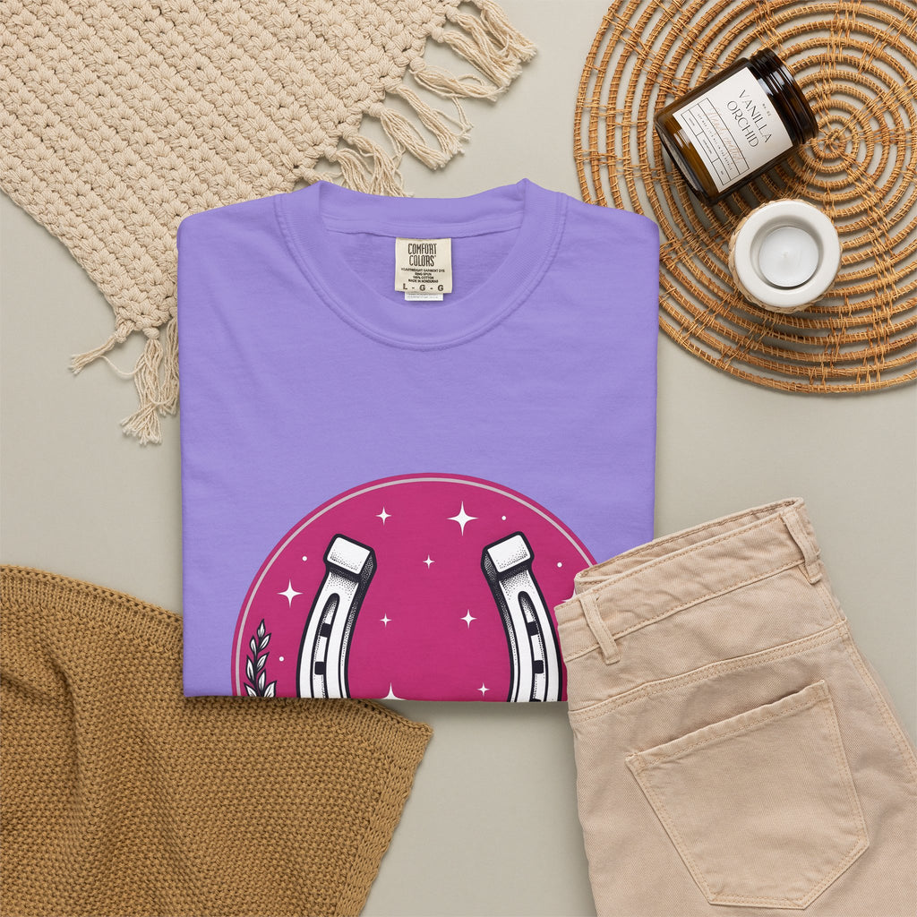 Horseshoe Blossom T-Shirt Cowgirl Ranch Gift Women Hippie T-Shirt Texas Wildflower T-Shirt Rodeo Fan Western T-Shirt Farm Graphic Antique Twinkle