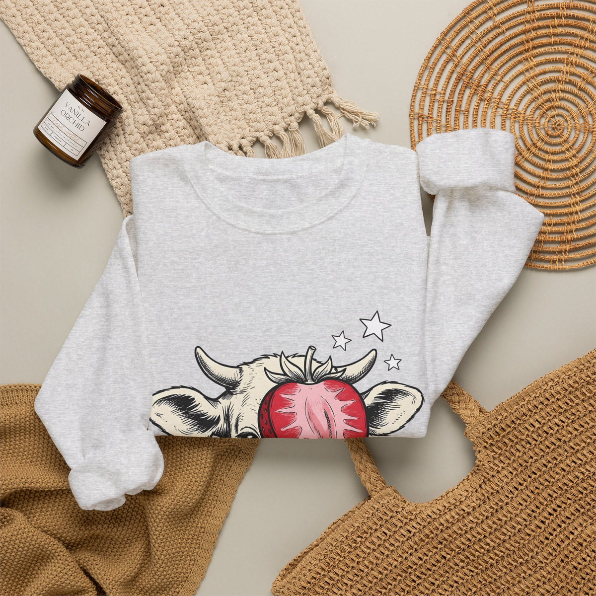 Cow Strawberry Sweatshirt Cute Animal Gift Women Hand Drawn Sweatshirt Cow Sweatshirt Adorable Fan Illustrated Sweatshirt Creature Graphic Whimsical Stars