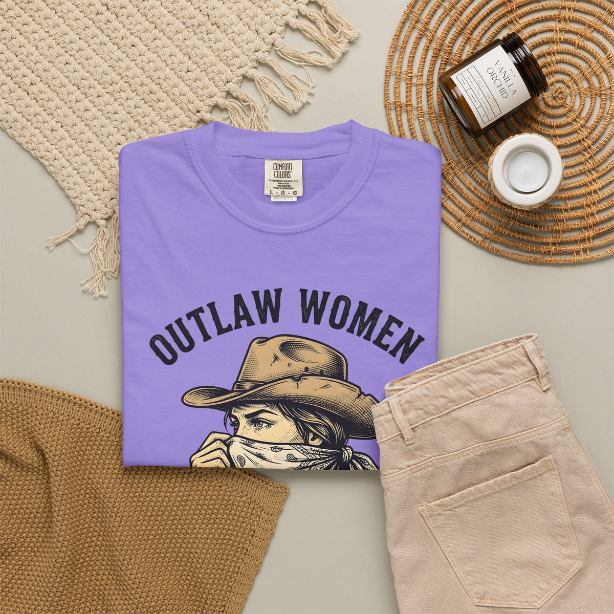 Cowgirl Scarf T-Shirt Cowgirl Rodeo Gift Women Retro T-Shirt Bandana T-Shirt Cowgirl Fan Vintage T-Shirt Rodeo Graphic Sketch Western Hat T-Shirt