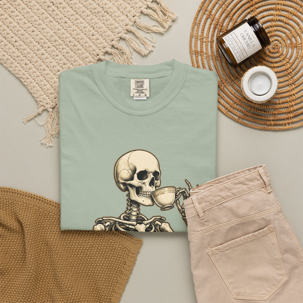 Skeleton Tea Cup T-Shirt Halloween Goth Gift Women Vintage T-Shirt Tea Cup T-Shirt Horror Fan Retro T-Shirt Dark Graphic Hand