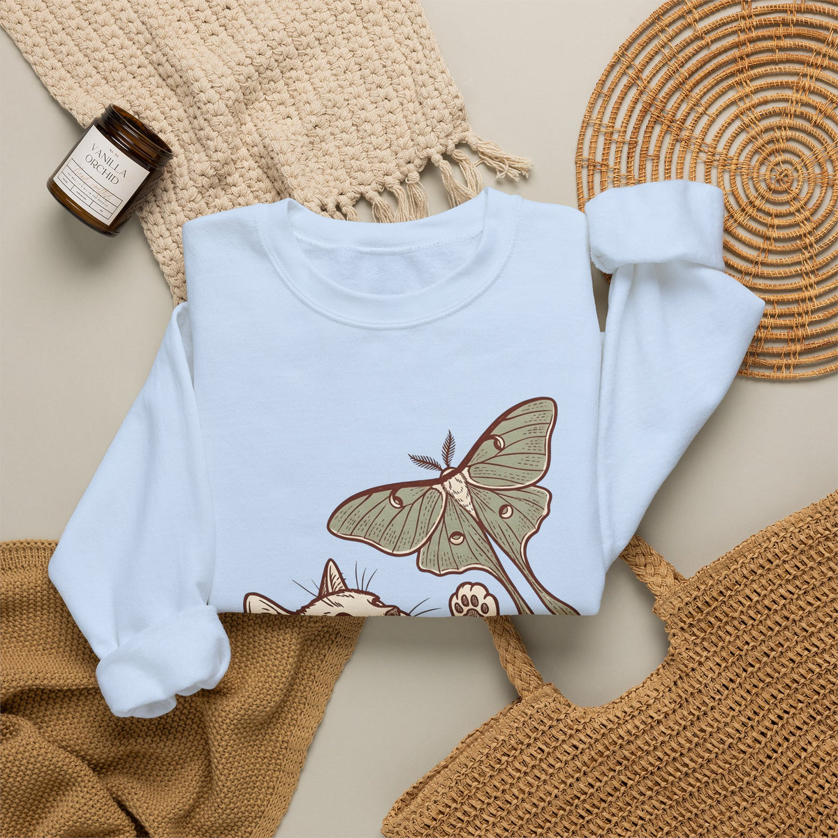Kitten Moth Sweatshirt Cat Outdoors Gift Women Sketch Sweatshirt Kitten Sweatshirt Cat Fan Drawing Graphic Retro Leaf Sweatshirt