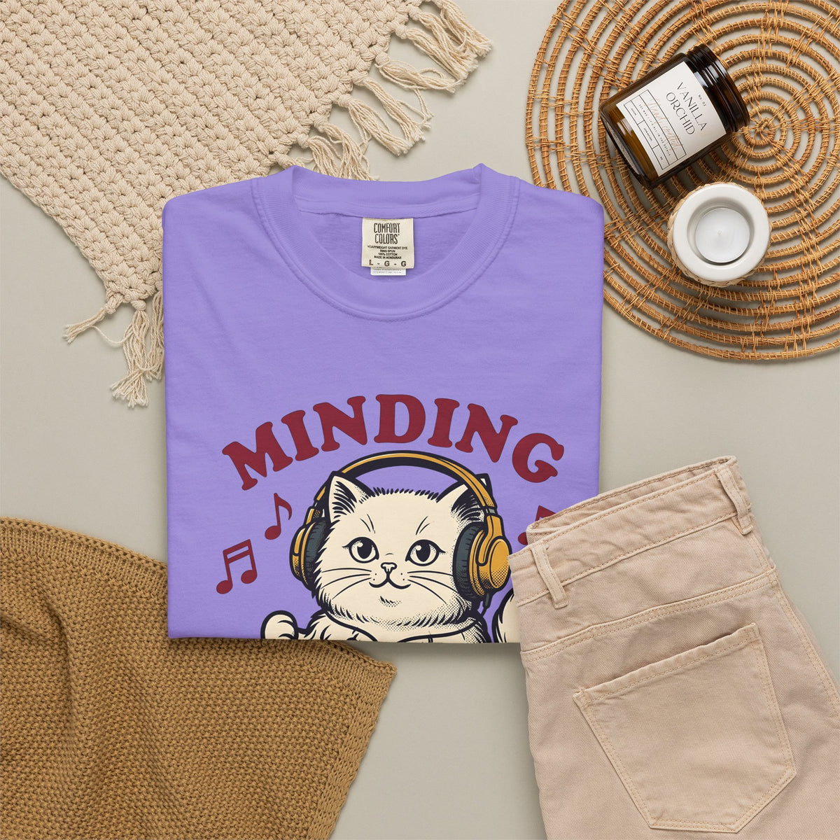 Cat Earbuds T-Shirt Cat Sound Gift Women Antique T-Shirt Headphones T-Shirt Feline Fan Earphone T-Shirt Audio Graphic Throwback Audio Cassette