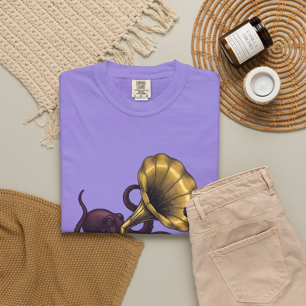 Octopus Phonograph T-Shirt Animal Sound Gift Women Classic T-Shirt Gramophone T-Shirt Pet Fan Retro T-Shirt Audio Graphic Doodle Music Player