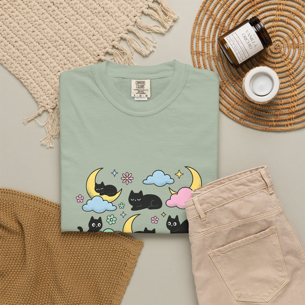 Black Cats T-Shirt Cat Celestial Gift Women Kawaii T-Shirt Kitties T-Shirt Cat Fan Astrology Graphic T-Shirt Pastel Crescent Moon T-Shirt