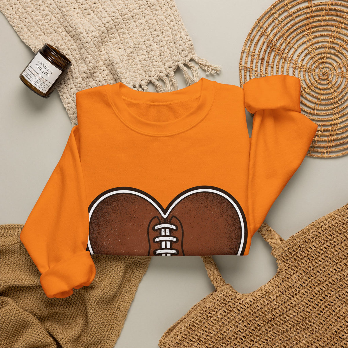 Football Love Sweatshirt Moms Fitness Gift Women Line Art Sweatshirt Soccer Sweatshirt Mom Enthusiast Football Sweatshirt Fitness Graphic Cartoon Seam Sweatshirt
