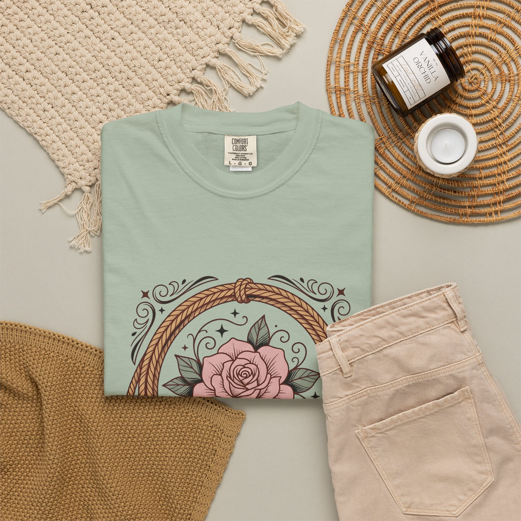 Bloom Rope T-Shirt Cowgirl Garden Gift Women Indie T-Shirt Braided Rope T-Shirt Rodeo Fan Handmade T-Shirt Floral Graphic Classic Twinkles T-Shirt